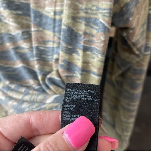 We The Free People Arielle Knit Top Pullover Camo XS - Picture 3 of 3